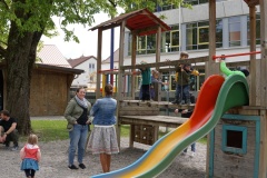 Den Spielplatz vom Kindergarten fanden  die Kleinen toll.